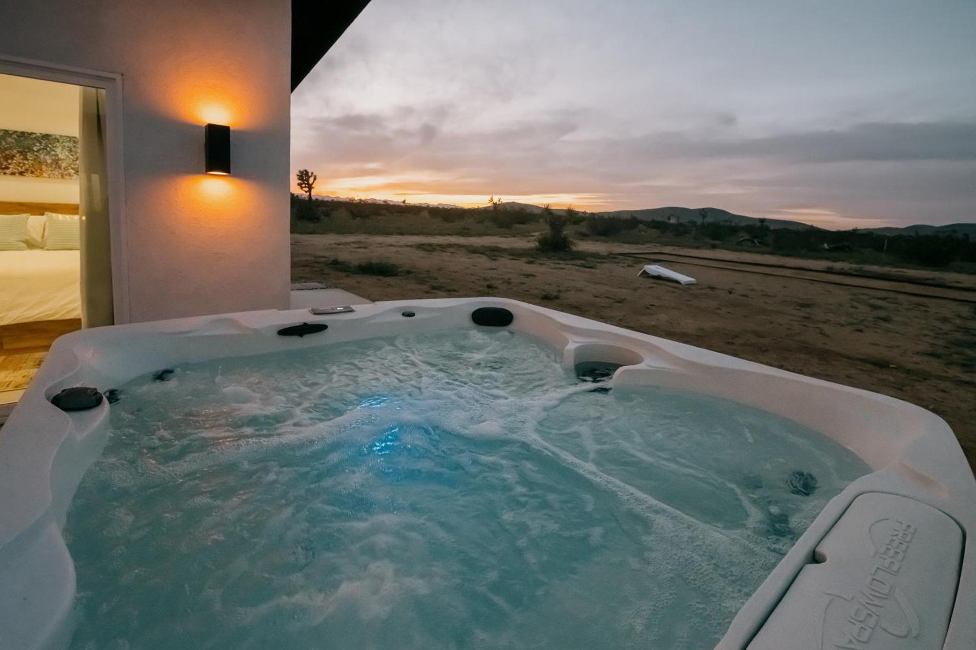 Coyote Tracks - A Modern Desert Experience Joshua Tree Exterior foto